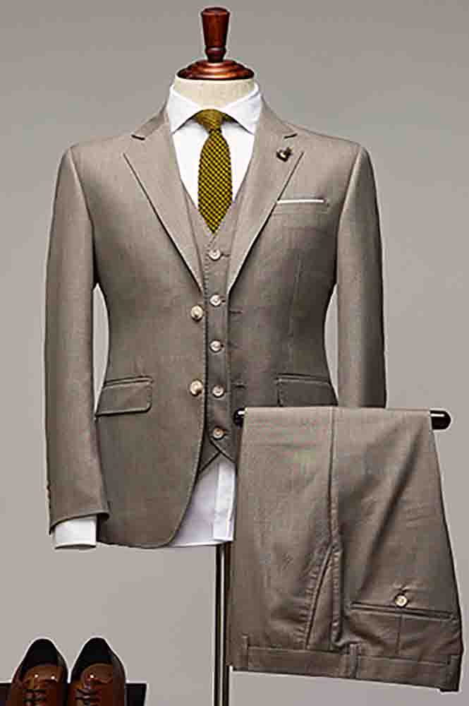 量身定制高級(jí)西服