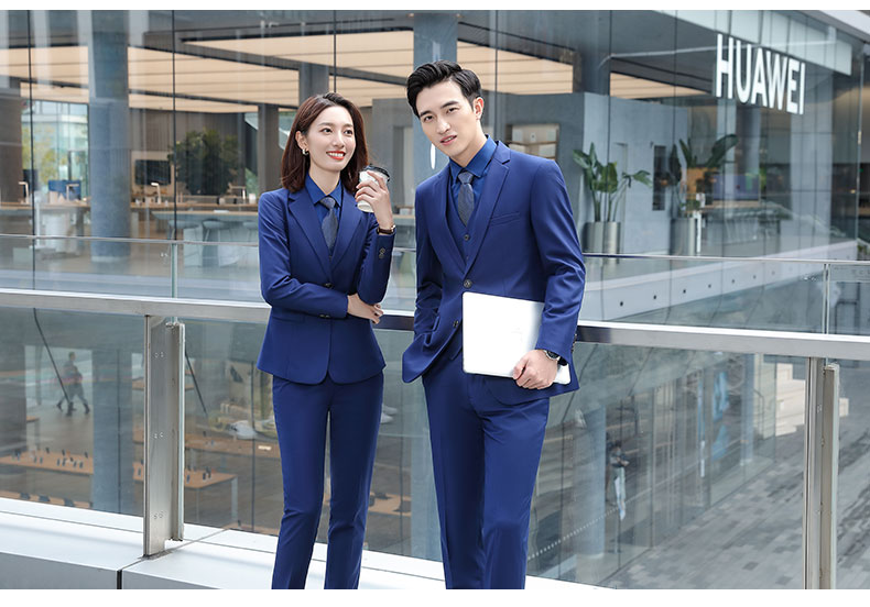 高級團體西服定制模特展示圖5